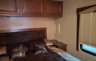 32’ Jayco Greyhawk  - comfortable Class C RV