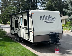 Forest River RV Rockwood Mini Lite 2306