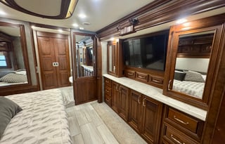 Starship Coach - DELIVERY/SETUP ONLY!