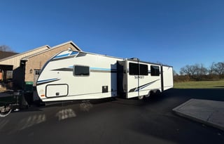2021 CrossRoads RV Sunset Trail SS331BH