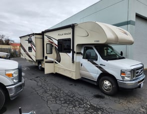 Thor Motor Coach Four Winds 30D Bunkhouse