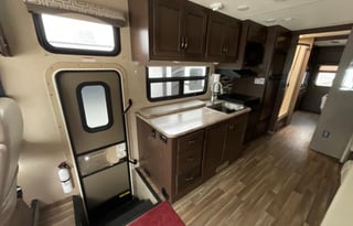 2018 Thor Motor Coach ACE 30.3