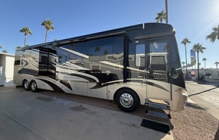 Victory delivered, Newmar Dutch Star