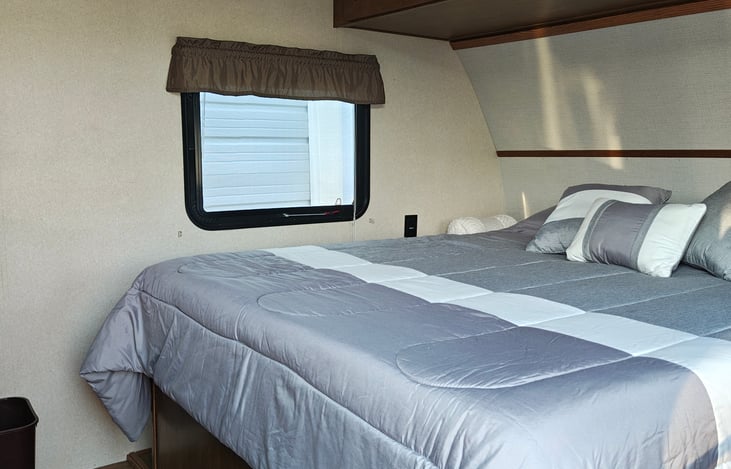 Upgraded Queen size memory foam mattress!