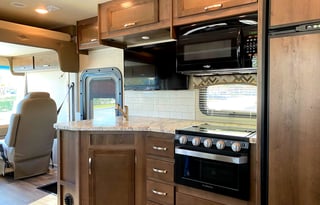 Very Low Mileage 2020 Jayco Alante 26X