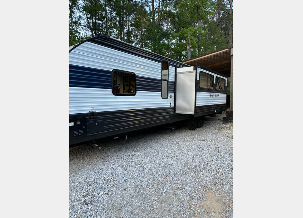 Travel Trailer rentals in Rossville