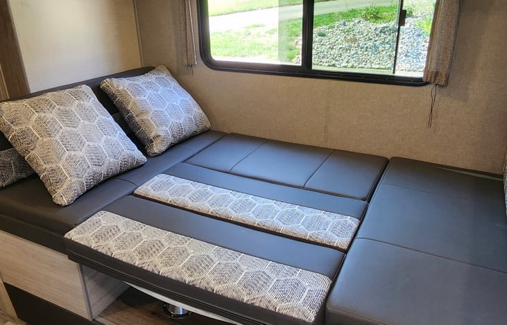 Dinette Bed