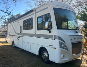 Winnebago Intent 31P