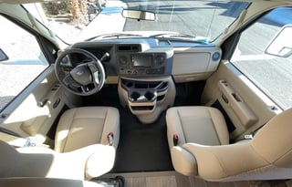 DESERT ROSE | Easy-to-Drive Class C | Sleeps 5