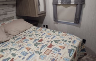 Zwisle's Galloping Palomino