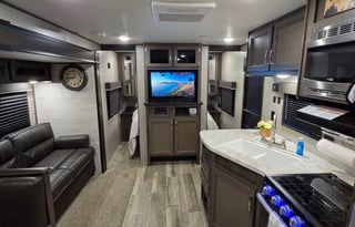 Hocking Hills RV 6.0