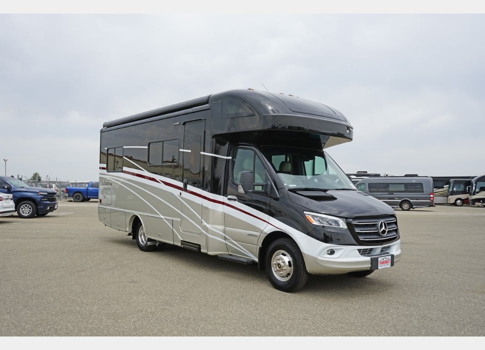 Class C Motor Home rentals in Sioux Falls