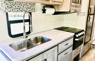 2020 Forest River Sunseeker LE 2850s