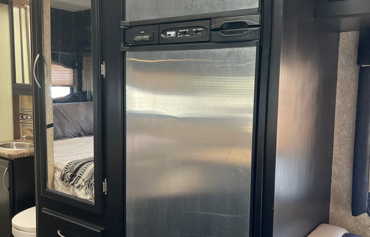 Refrigerator/Freezer and closet door