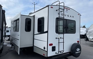 2023 Keystone RV Cougar Half-Ton 25RDSWE