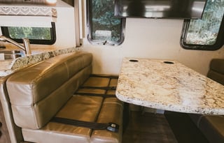 2019 Freedom Traveler—Spacious Family RV