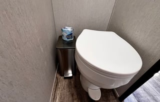 Cozy Trailer NEW 2023 Wolf Pup (Delivery Only )