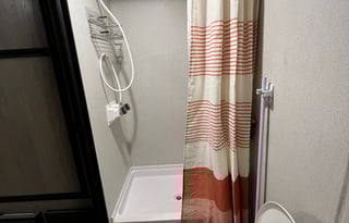 Cozy& Fully Stocked 2021 Keystone Hideout Off‑Grid