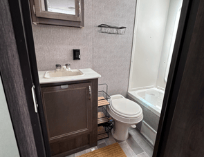 Dutchmen RV Coleman Lantern LT Series 1805RB