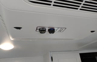 Family-Friendly, Easy-Tow Camper Sleeps 6 w/Bunks