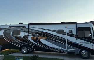 2018 Forest River RV Georgetown XL 369DS