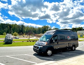 Winnebago Solis 59PX