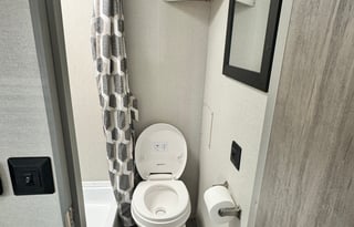 Roam and Relax RV Rentals