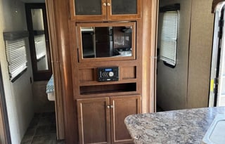 2015 Keystone RV Hideout 28BHS