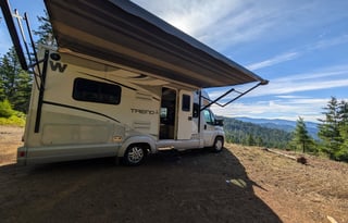 Great Gas Milage 15+ MPG, Winnebago Trend 23L
