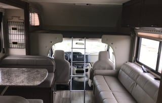 2018 Thor Four Winds 28Z
