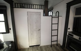 2022 Keystone RV Avalanche 390DS