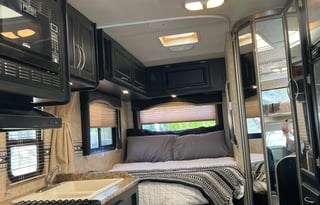 2010 Thor Four wind 23A Majestic