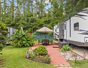 Palomino SolAire 316RLTS