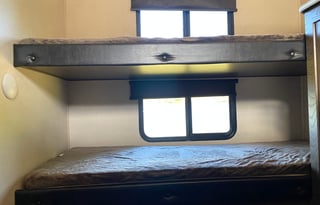 2018 Forest River RV Salem Hyper-Lyte 29BHHL