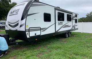 Lee fam 2021 Cruiser MPG 2800QB