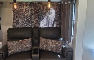 2023 Keystone Couger Halftime 33 RLI