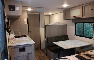 2024 Dutchmen RV Coleman Lantern LT Series 17B