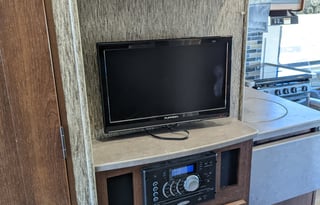 2018 Sunseeker -sleeps up to 6- Multilingual owner