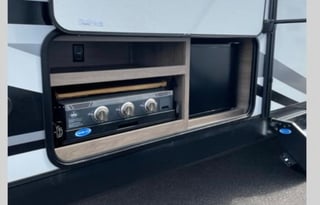 2022 Grand Design Imagine 2800BH