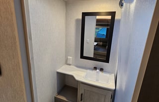 2024 Wildwood X-Lite 273QBXL