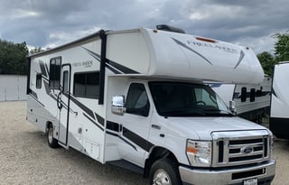 2022 Coachmen 30' - Now available for F1 Austin!