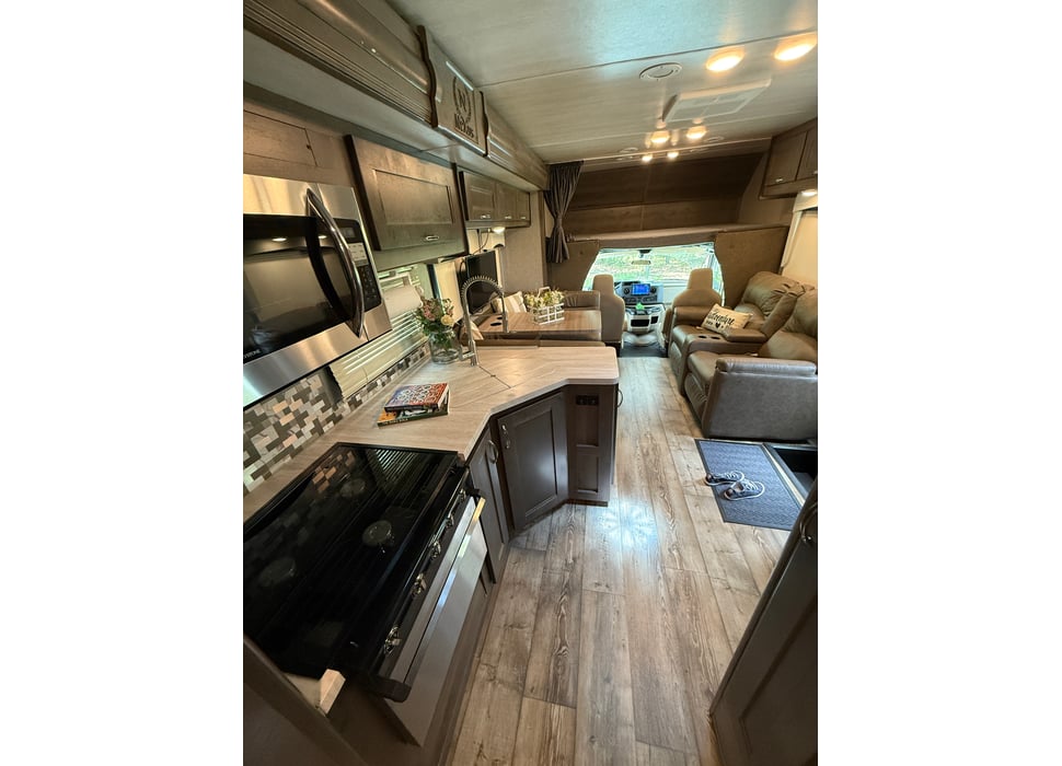 Class C Motor Home rentals in Myakka City