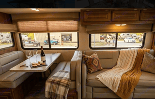 A2-Georgetown GT3 LUXURY CLASS A 6 SLEEPER CLASS A