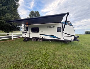 Coachmen Forest River Freedom Express