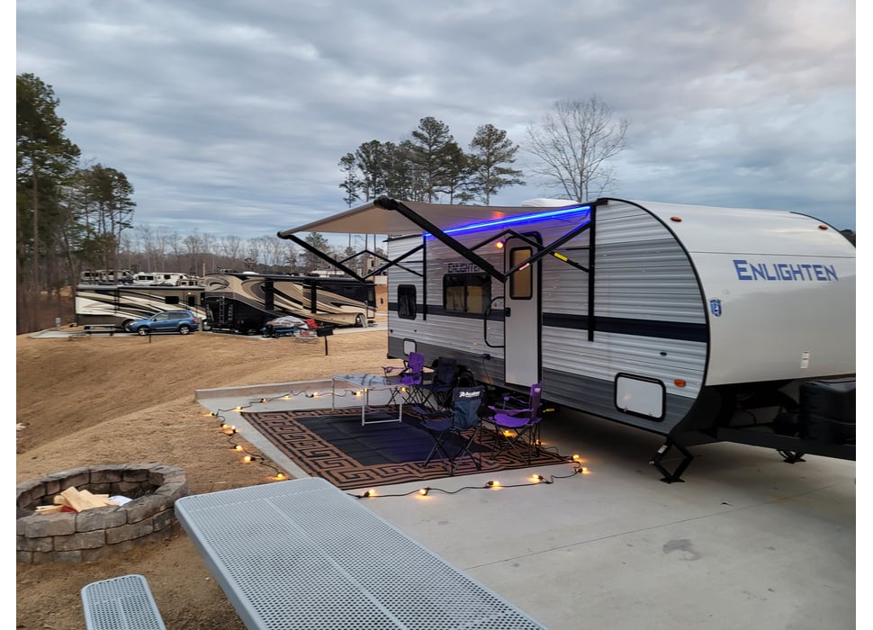 Travel Trailer rentals in Oakwood