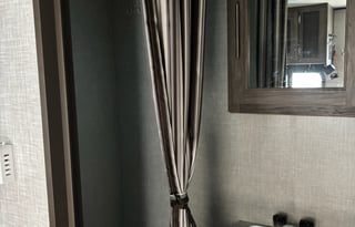 The Tank-Sink Trekker