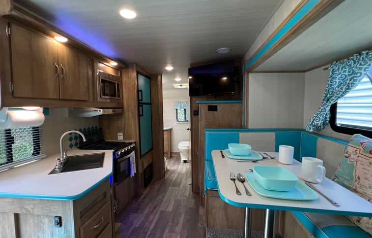 Disney themed eating utensils included!