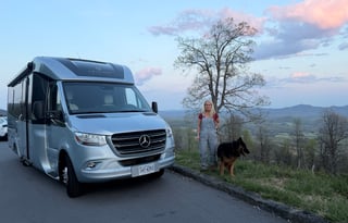 Luxury Mercedes Sprinter RV • Solar + Lithium