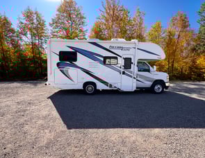 Thor Motor Coach Freedom Elite 22he