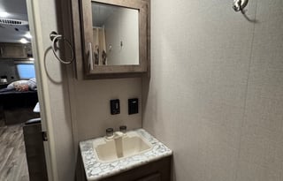 Ultimate Camping Escape 2020 KZ Escape E231BH